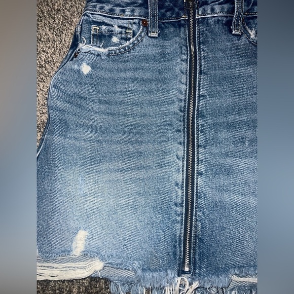 Abercrombie & Fitch Denim Mini Skirt Zip Up Size 24 - Picture 3 of 13